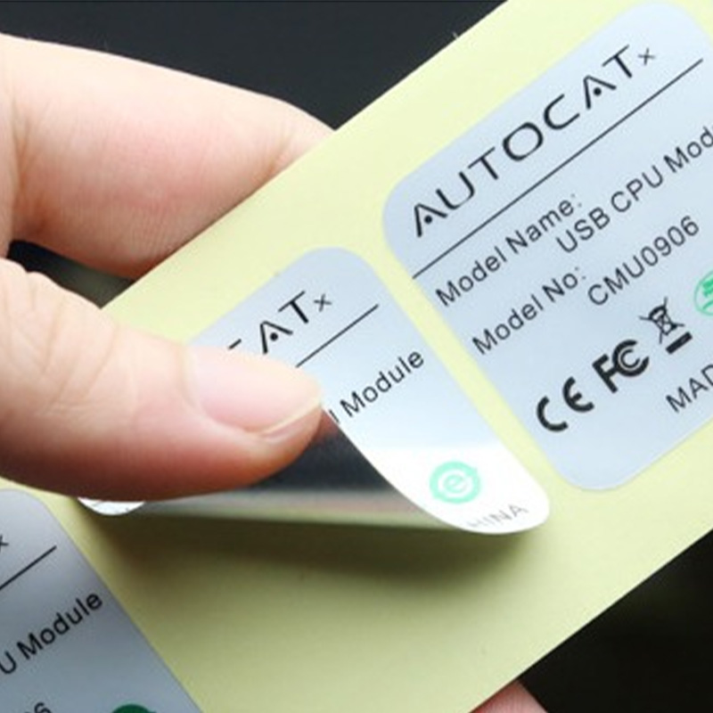 TLSMB 50#(W)A Beyaz Kalın Tabanlı UL Yapışkanlı Renk Değiştiren Mat Gümüş PET Film